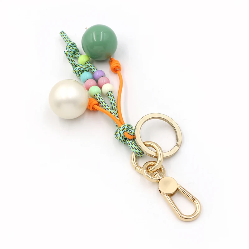 Farvet Pearl Keychain